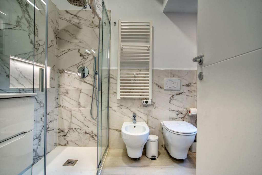 Suzzani 273 - Interno B1 Milano